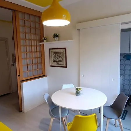 Casa Elena Como
