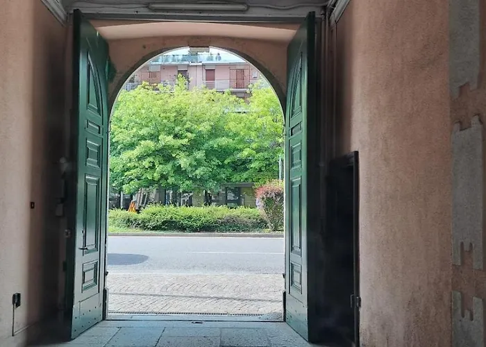 Casa Elena * كومو